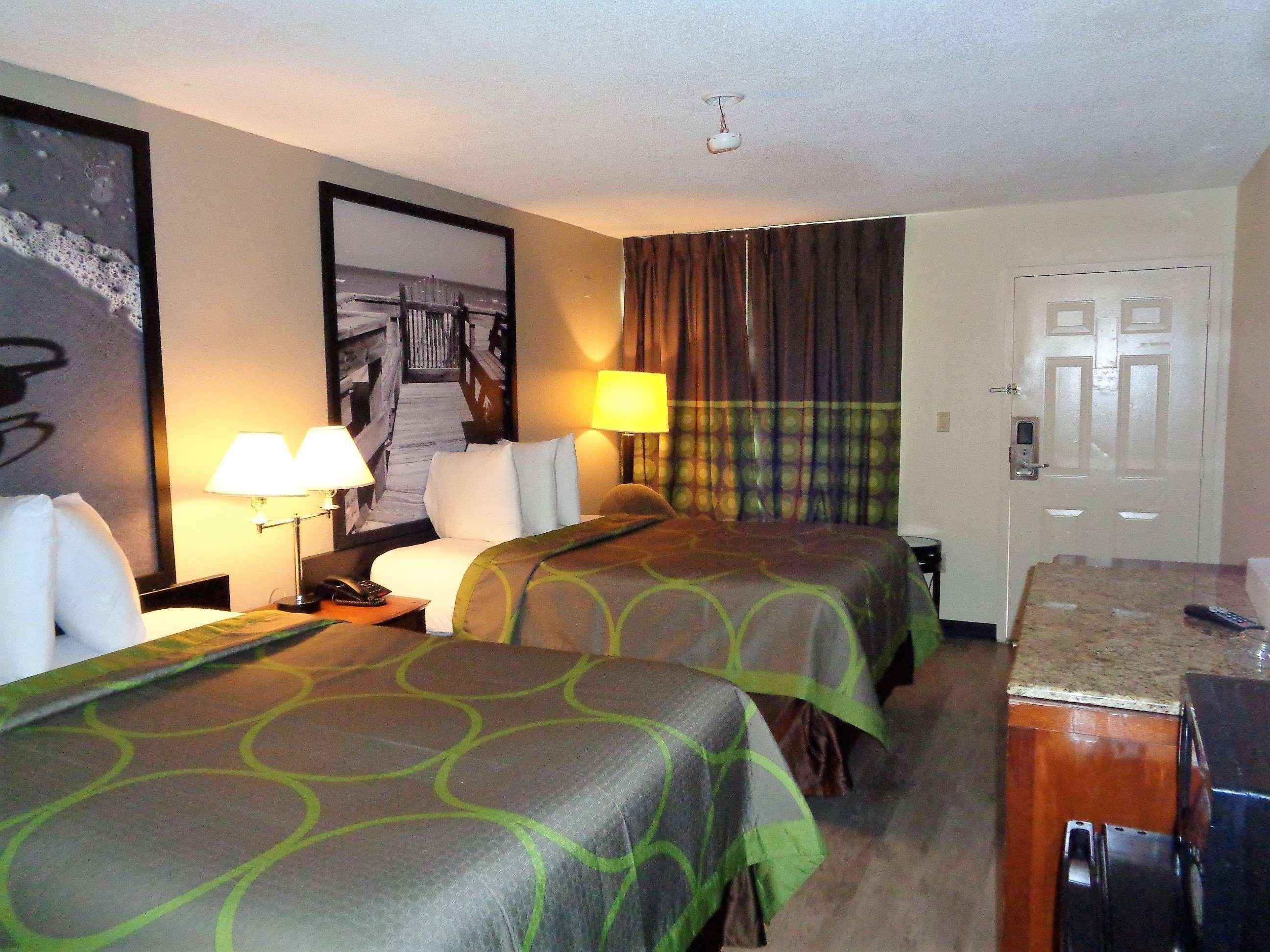 Super 8 By Wyndham Gulfport Biloxi Airport Motell Exteriör bild