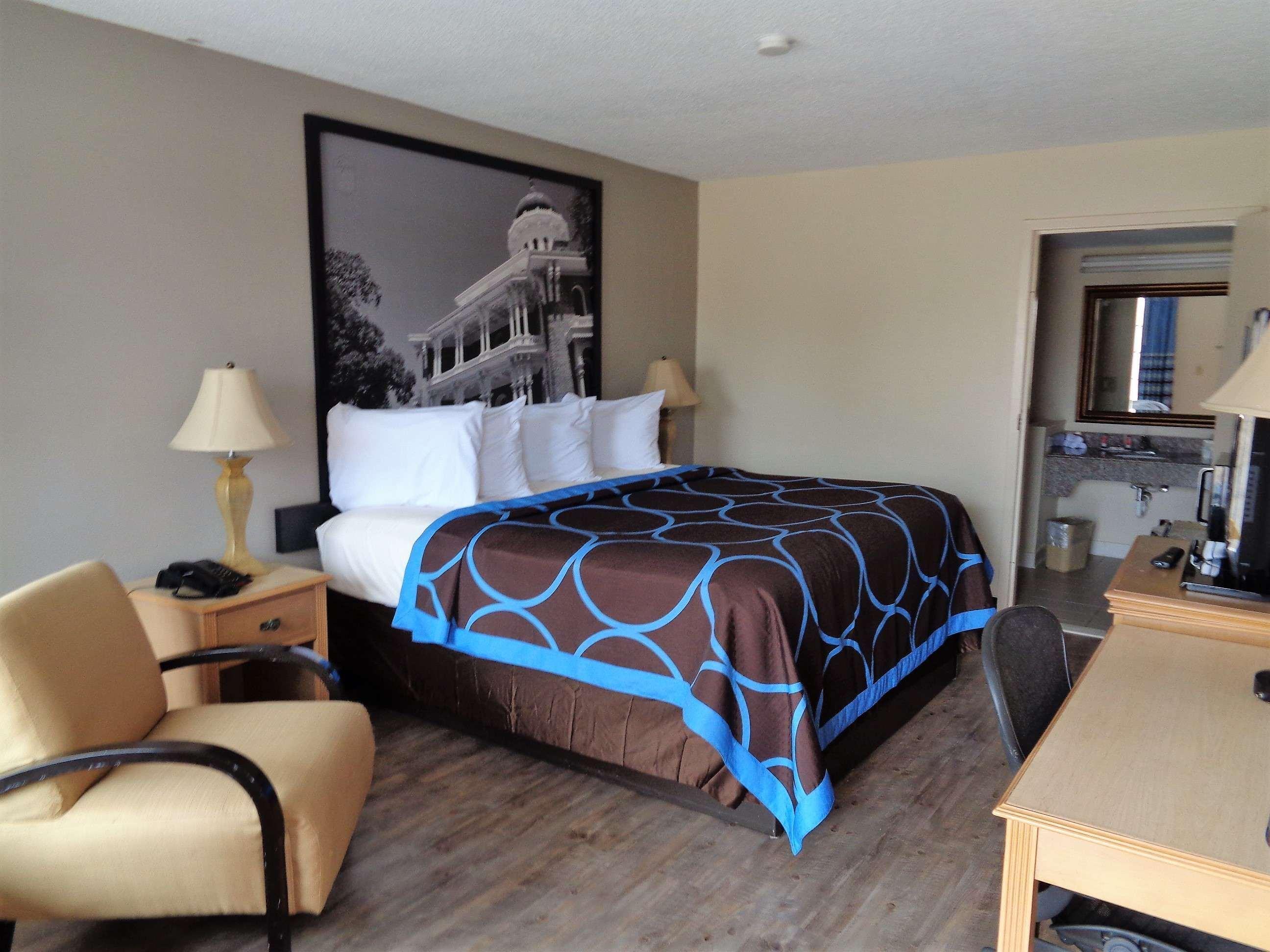 Super 8 By Wyndham Gulfport Biloxi Airport Motell Exteriör bild