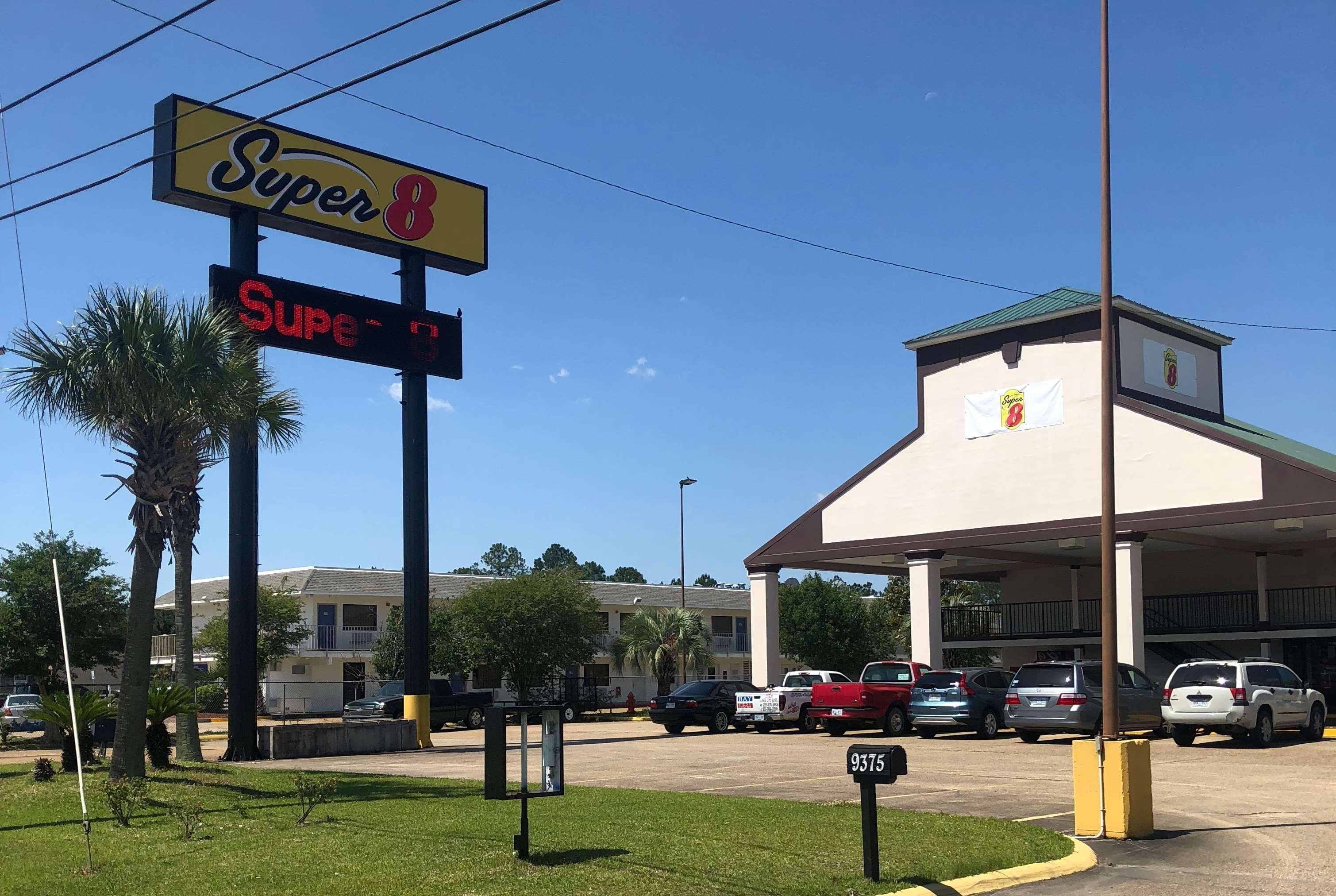 Super 8 By Wyndham Gulfport Biloxi Airport Motell Exteriör bild
