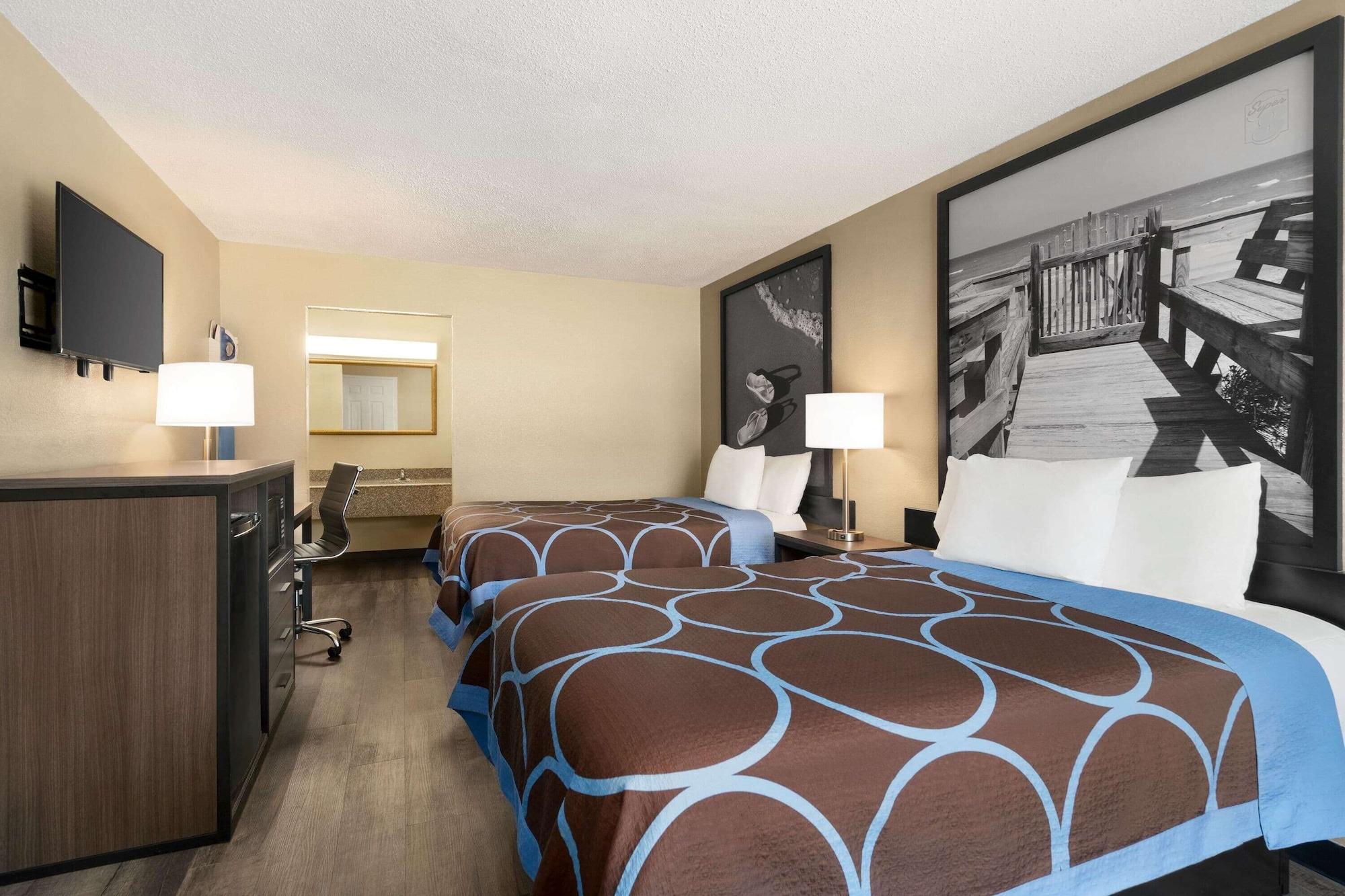 Super 8 By Wyndham Gulfport Biloxi Airport Motell Exteriör bild